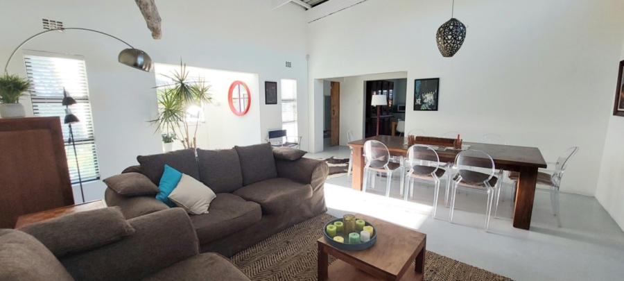4 Bedroom Property for Sale in Cintsa East Eastern Cape